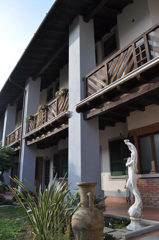 Le Residenze Del Tenore Romano di Lombardia Exterior foto